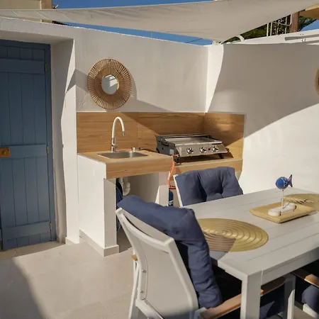 Sapphire Gem House With Private Jacuzzi Feriehus